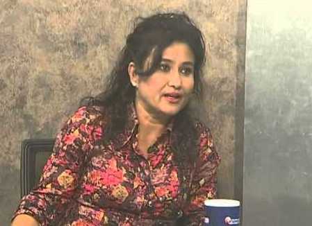 komal-oli